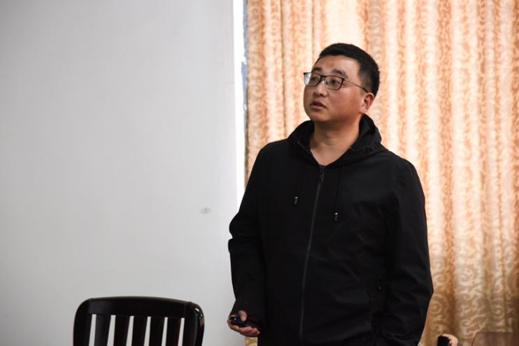 d7749f585018434799941f9032756b33.png 主讲人.png