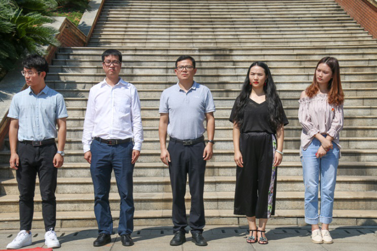 5e30fec6b50841c1acf3f0215d6332f1.png 出席活动领导.png