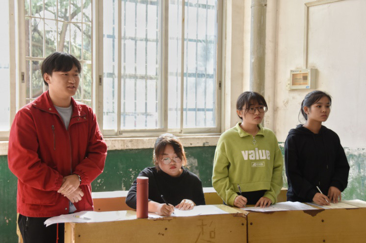 6ea22bc63fbe4b839bfd039d82f32c32.png 正方辩手回答反方三辩提问.png