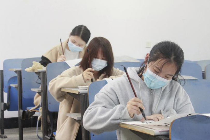 7493e145eddc4f268aa5e061f0df2237.png 图片2.png