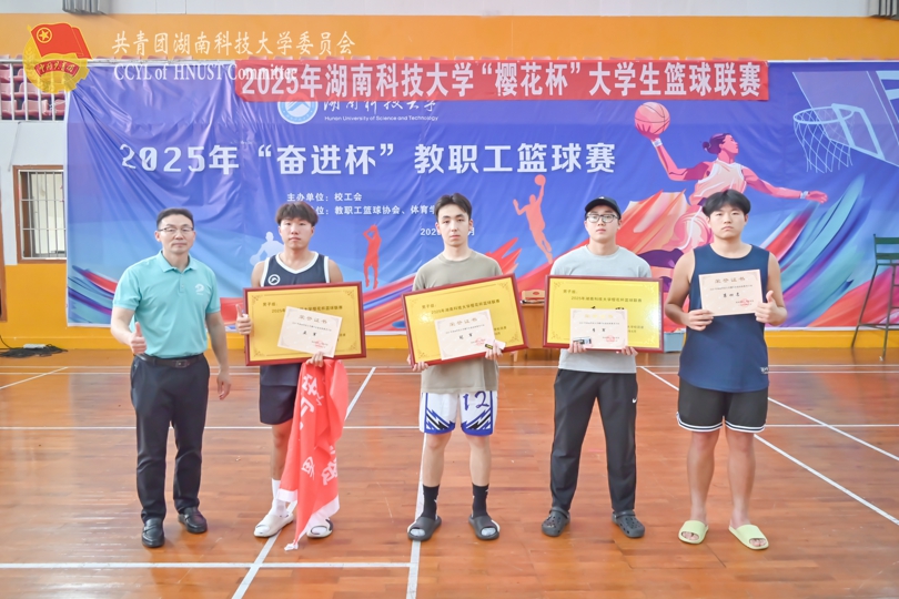 24e28af114cc41eb8554973b9f2810d0.jpg 永利yl23411